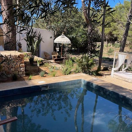 Ipunga Ibiza - Adults Only Cala Llonga (Ibiza) Exterior foto